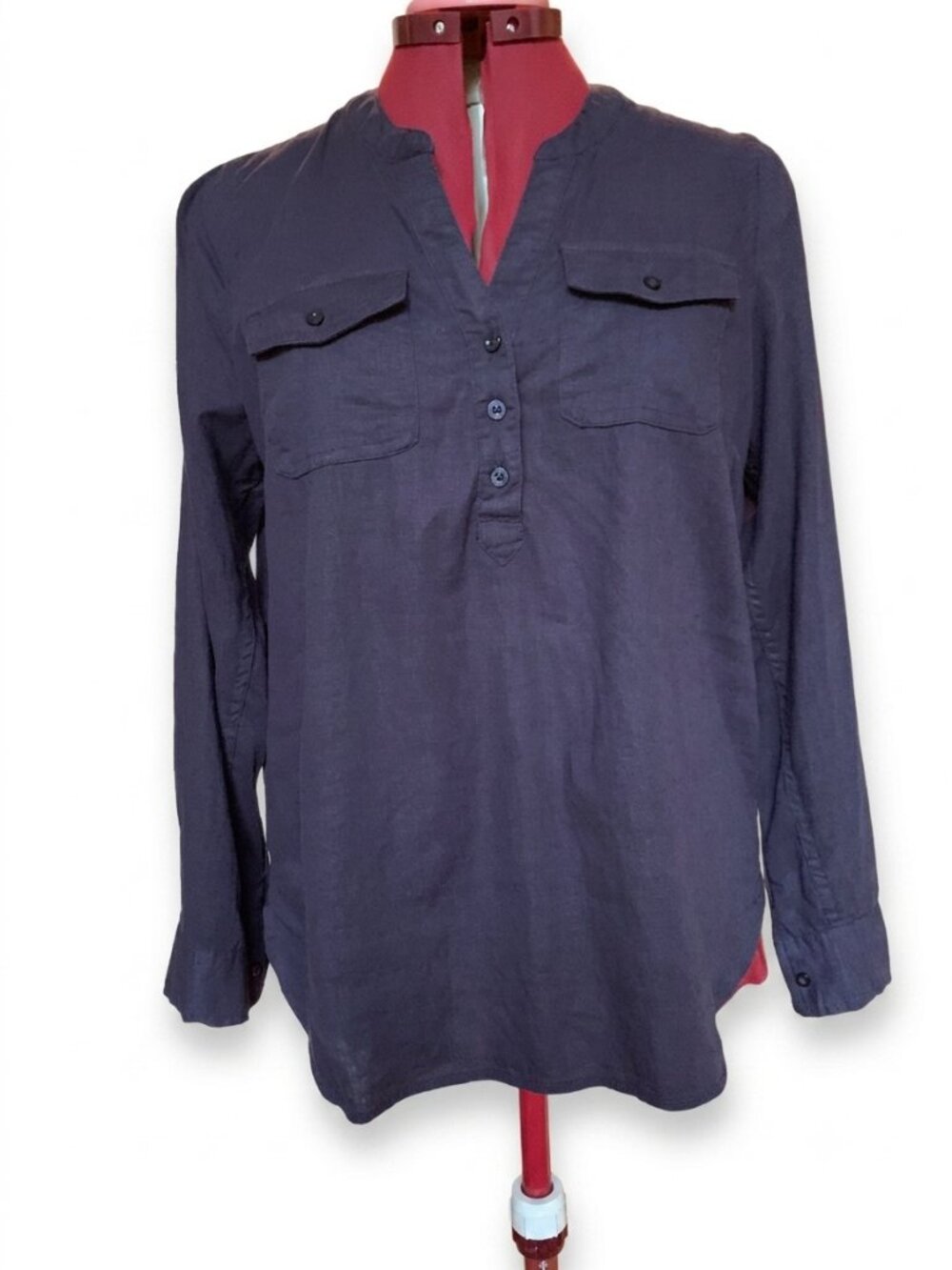 TAHARI - Linen-Blend V-Neck Utility Henley Blouse – Size Medium